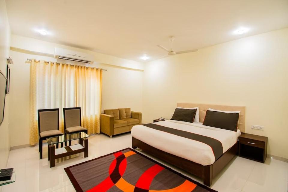 Hotel Lorven Visakhapatnam Zewnętrze zdjęcie