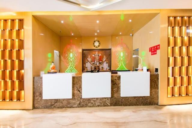 Hotel Lorven Visakhapatnam Zewnętrze zdjęcie