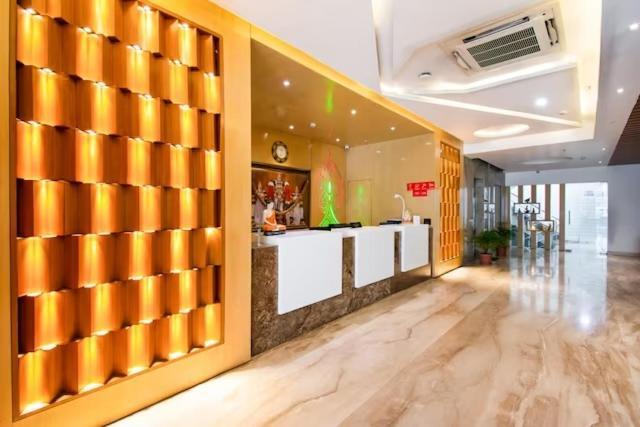 Hotel Lorven Visakhapatnam Zewnętrze zdjęcie